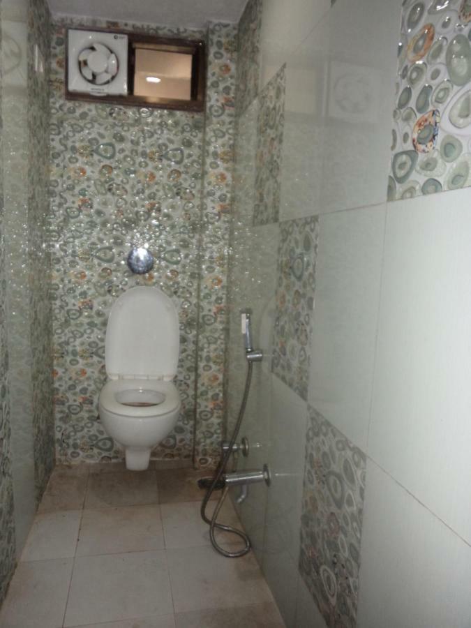 Hotel Kiran 아부 산 외부 사진
