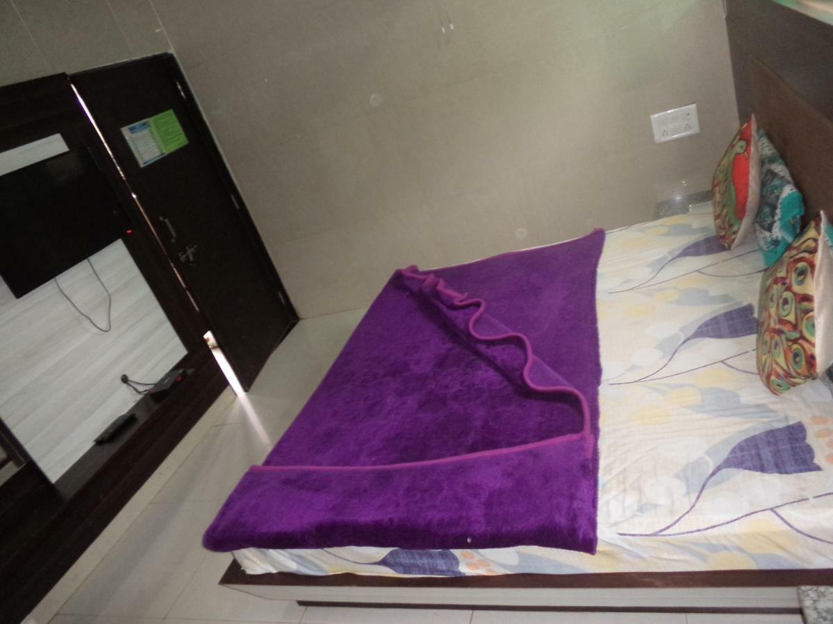 Hotel Kiran 아부 산 외부 사진