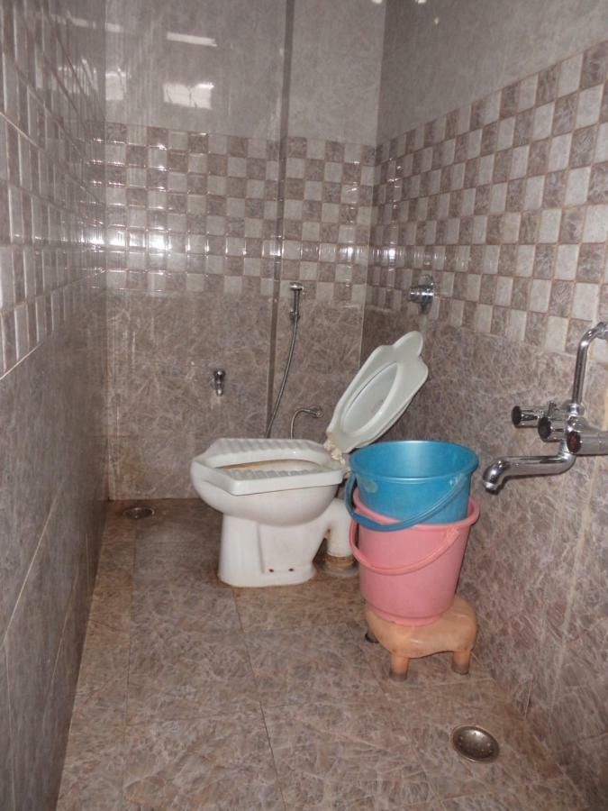 Hotel Kiran 아부 산 외부 사진